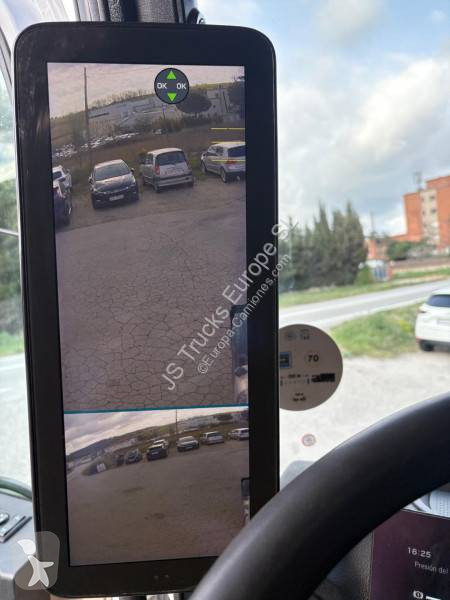 جرار Mercedes