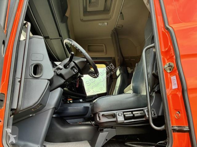 جرار Scania 490