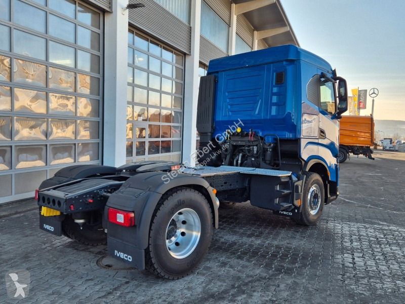 جرار Iveco AS440X50T/P ON+ X-Way, Intarder,...