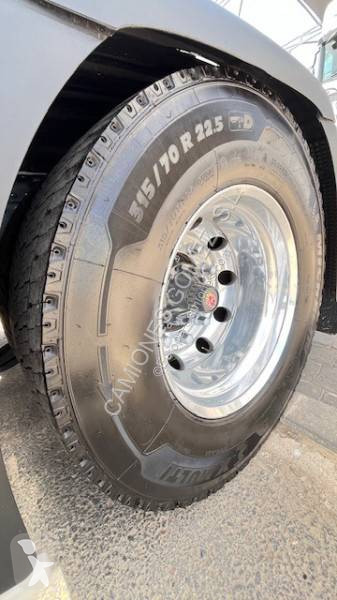 جرار Scania