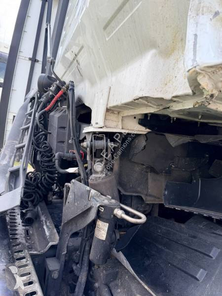 جرار Iveco