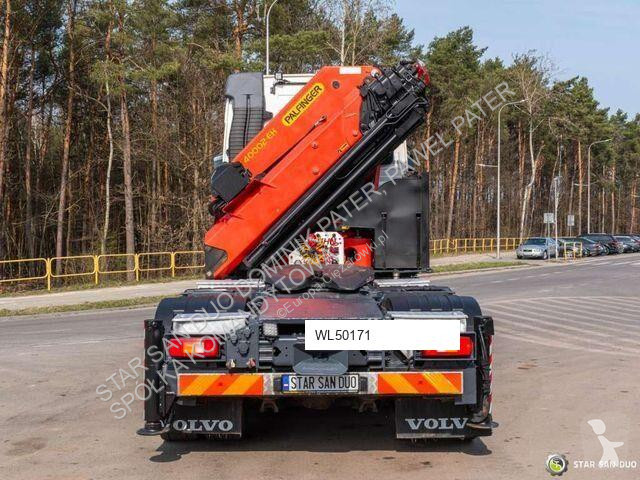 Влекач Volvo PK 40002 EH