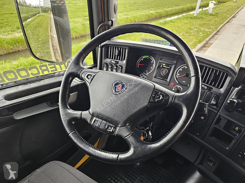 جرار Scania 410