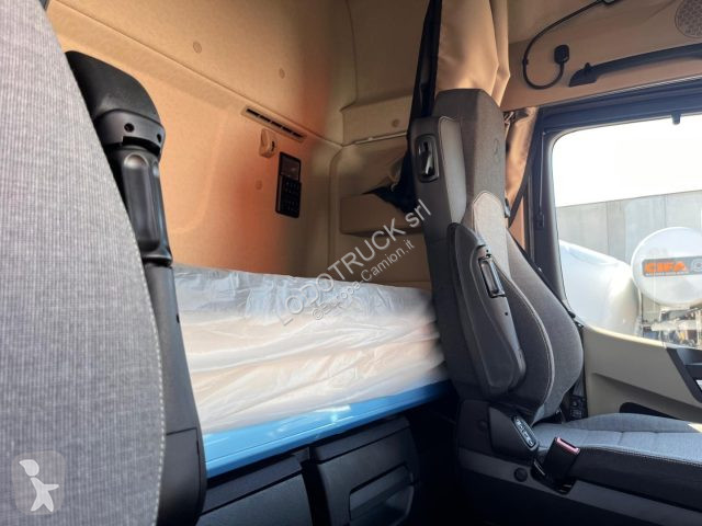 Trattore Stradale Mercedes B