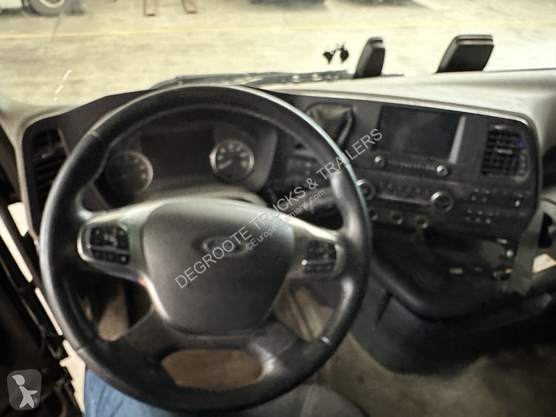 جرار Ford 500