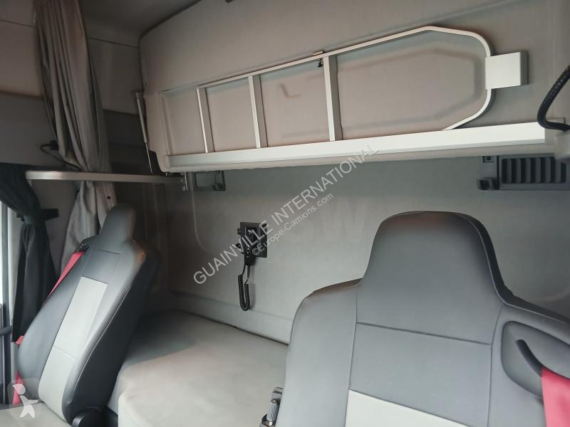 Traktor Renault 520 Gamme T