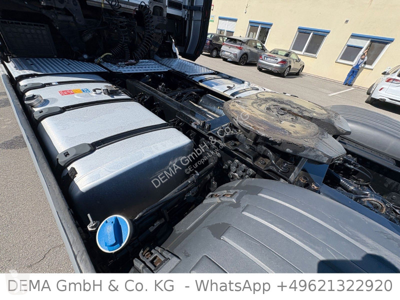 جرار Scania...