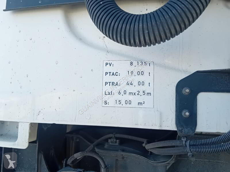 Nyergesvontató Renault 480 Gamme T