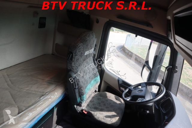 جرار Mercedes ACTROS