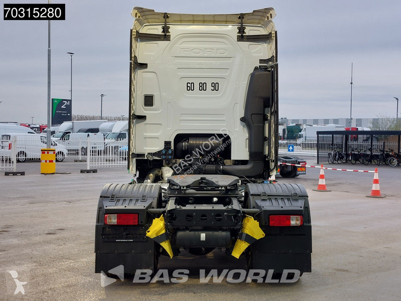 جرار Ford F-Max 500 4X2 Retarder 2xTanks Navi...