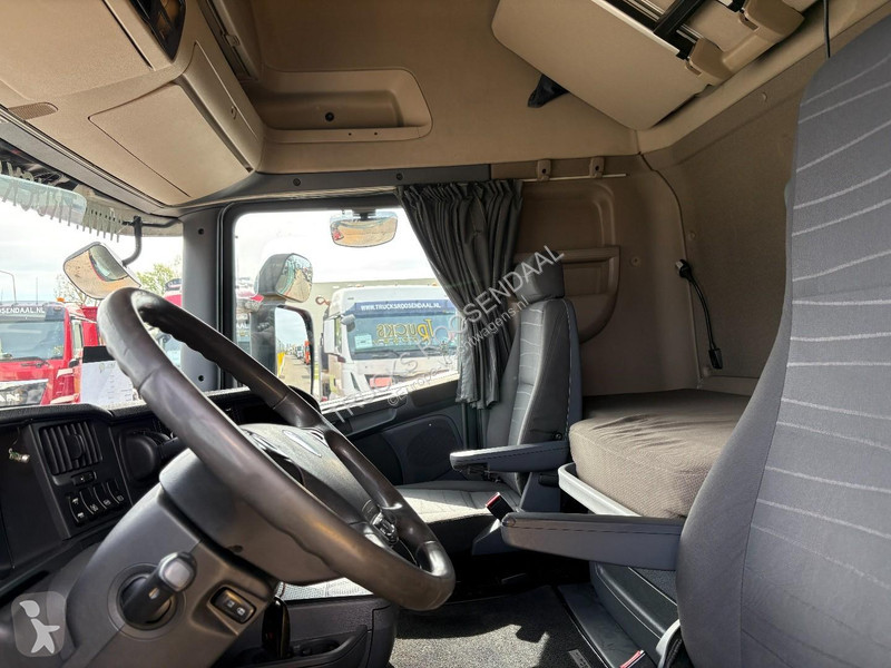جرار Scania + EURO 6 + RETARDER + WEBASTO