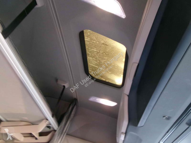 Tratores DAF XFn  FT 4X2