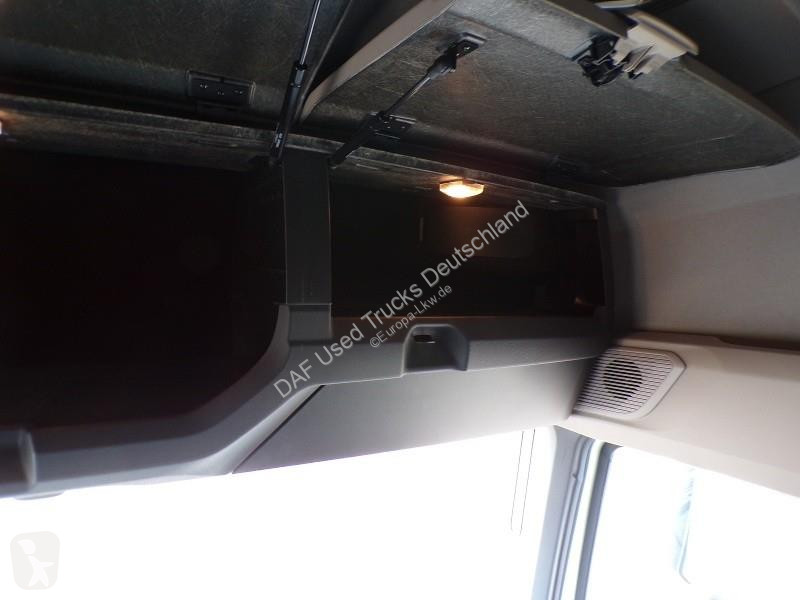 جرار DAF XFn  FT 4X2