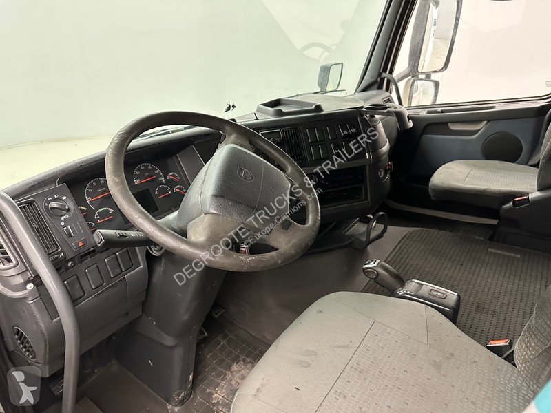 جرار Volvo 420 Globetrotter