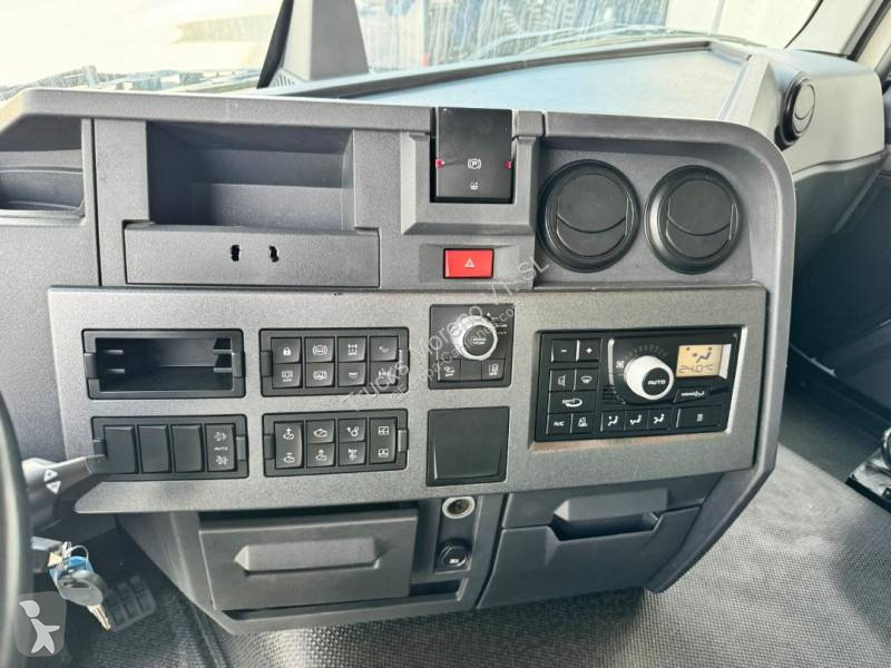 جرار Renault