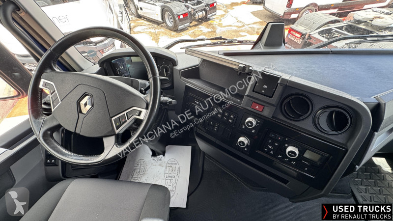 جرار Renault