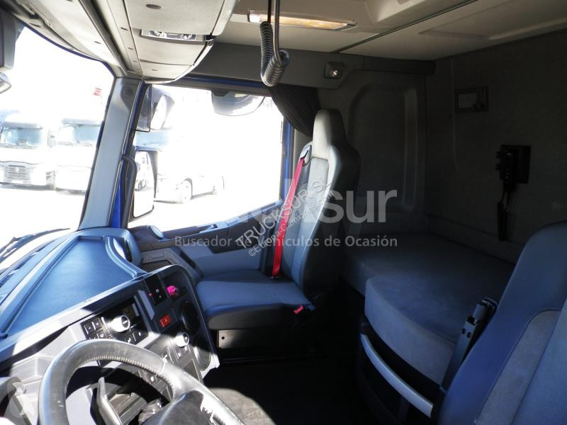 Tracteur Renault  T520 NIGHT & DAY CAB