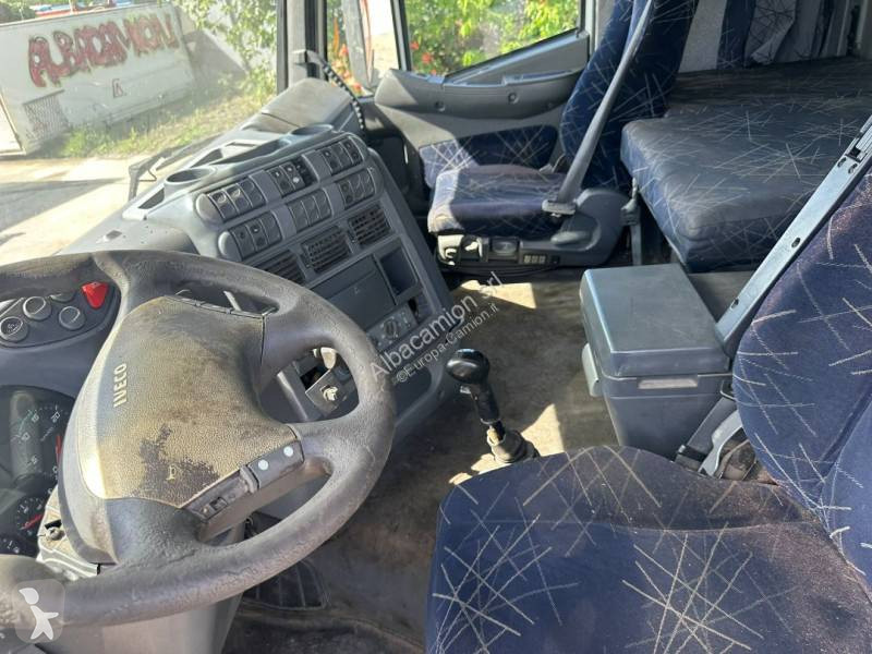 Iveco  tractor unit