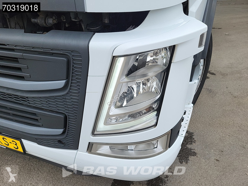 جرار Volvo FM 370 FM 4X2 -Truck APK 04-2027