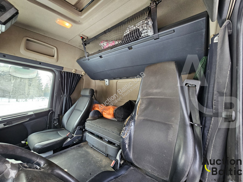 جرار Scania 420