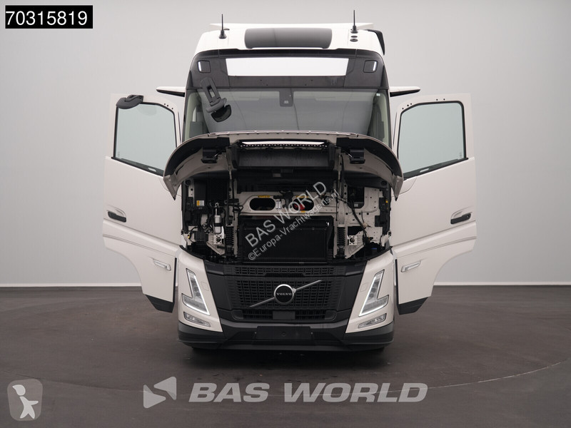 جرار Volvo Aero 500 4X2 XL TC 2xTanks VEB+ ACC CMS