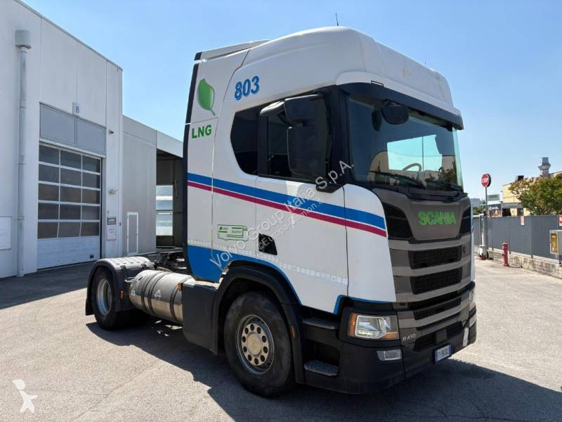 جرار Scania