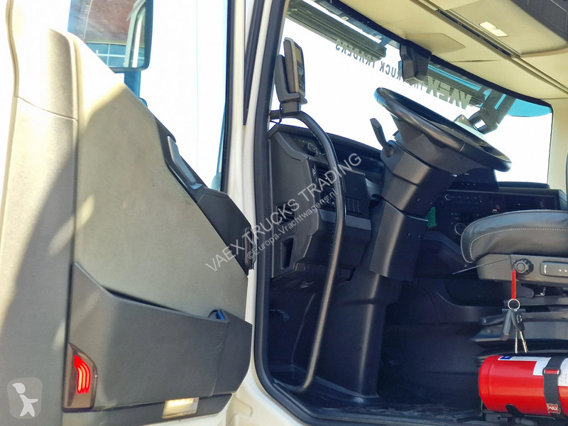 جرار Volvo 13500 Globetrotter XL 6x2 - Retarder...