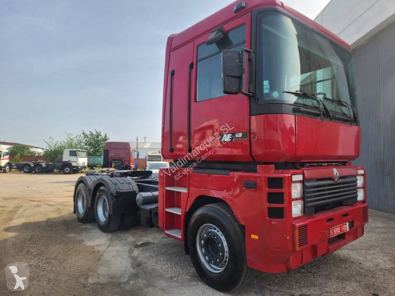 جرار Renault