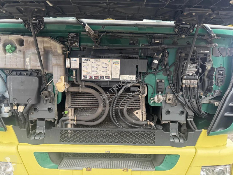 Iveco 460 4X2 EURO 6 SKIRTS AIRCO RADIO tractor...