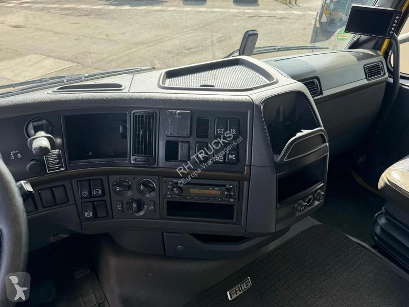جرار Volvo 16550 6X4 EURO 5 MET HYDROLIEK, 70 TON