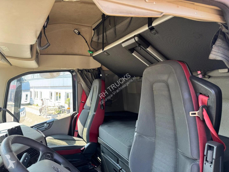 جرار Volvo 500 6X2 EURO 6 + LIFTAS
