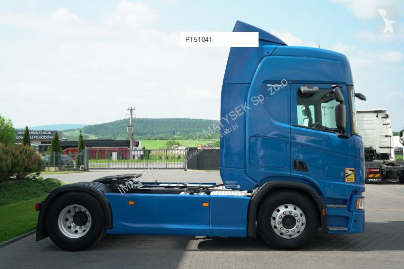 Влекач Scania