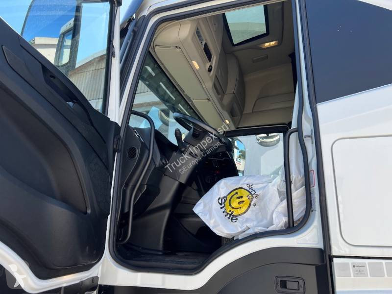 جرار Iveco