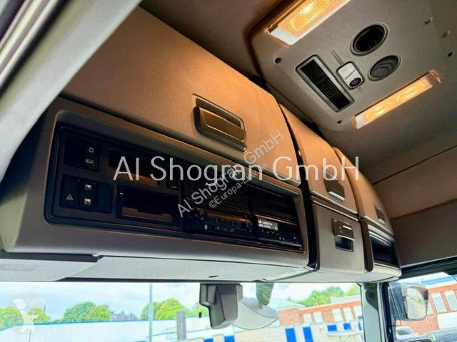 جرار Renault T460...