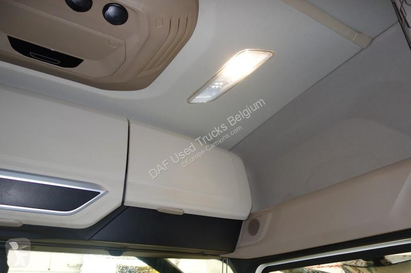 جرار DAF XG  FT 4X2