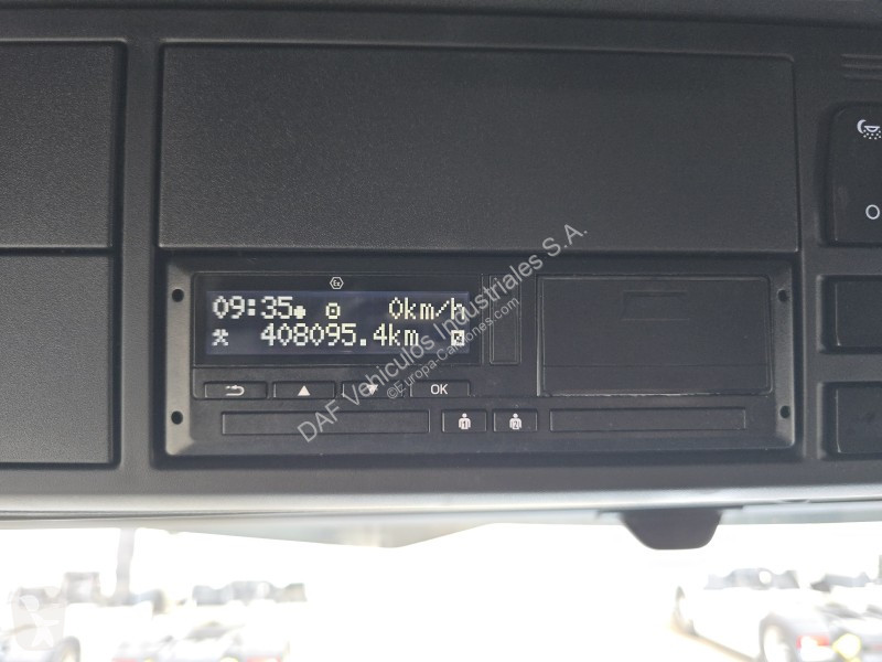Cabeza tractora DAF XG  FT 4X2