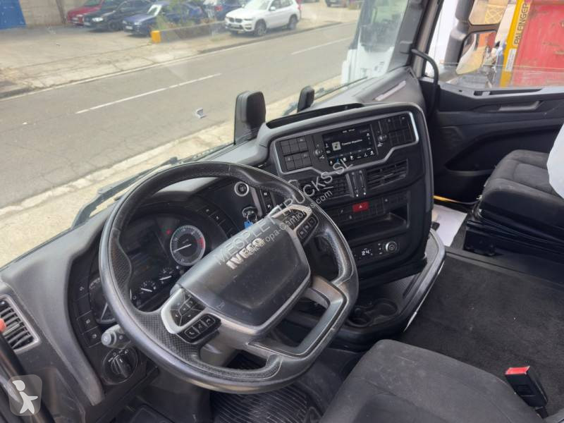 جرار Iveco