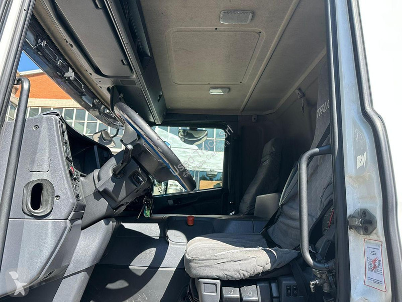 جرار Scania 410