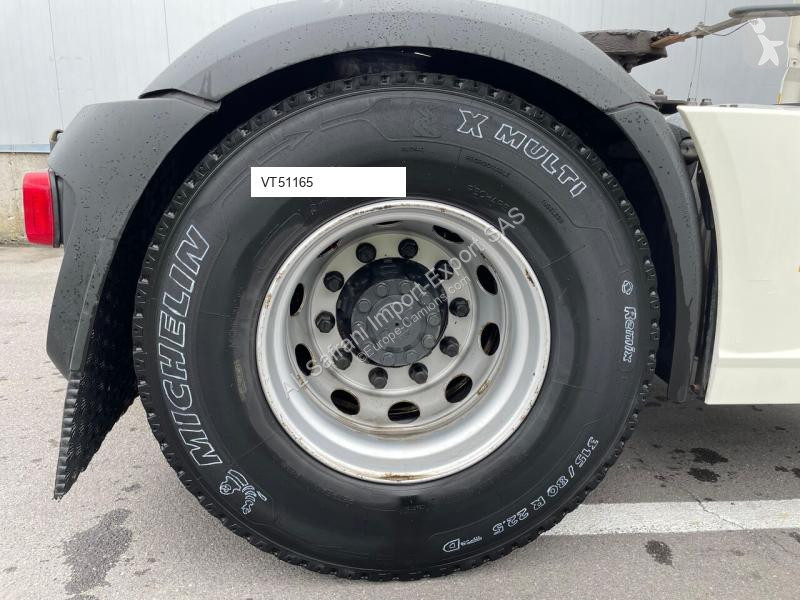 Tracteur DAF 530