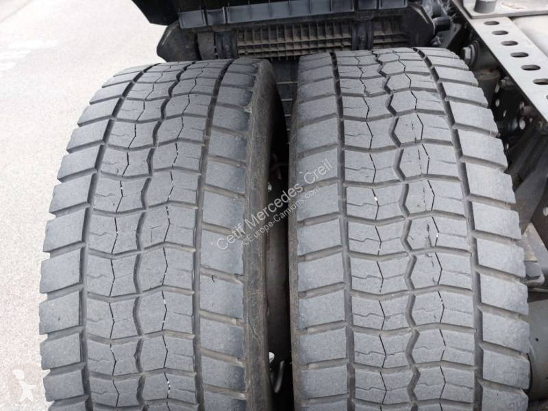 Cabeza tractora Mercedes 1845