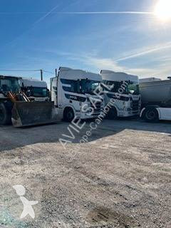 جرار Scania