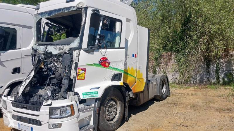 جرار Scania