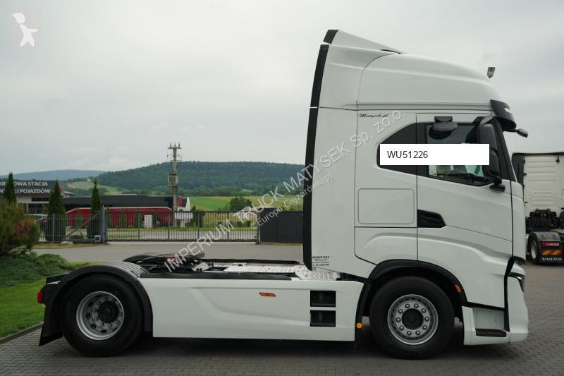 Влекач Iveco 510 / I-PARK COOL