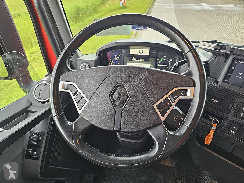 Traktor Renault T 520