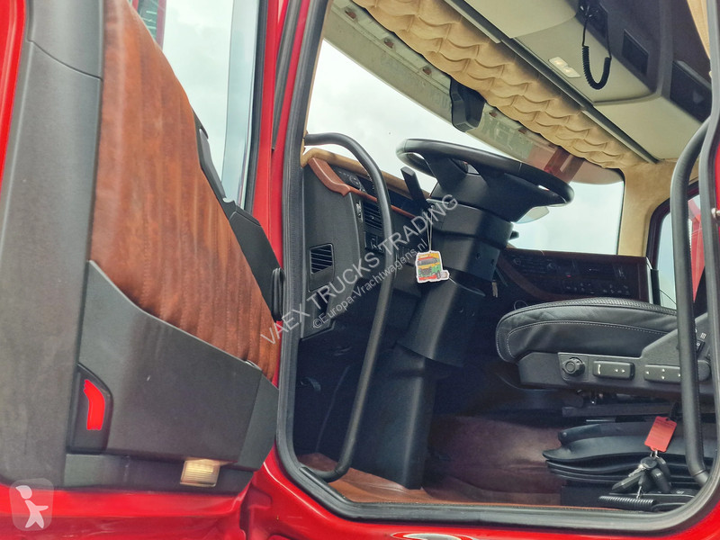 جرار Volvo 13540 Globetrotter 6x4 - Lift axle -...