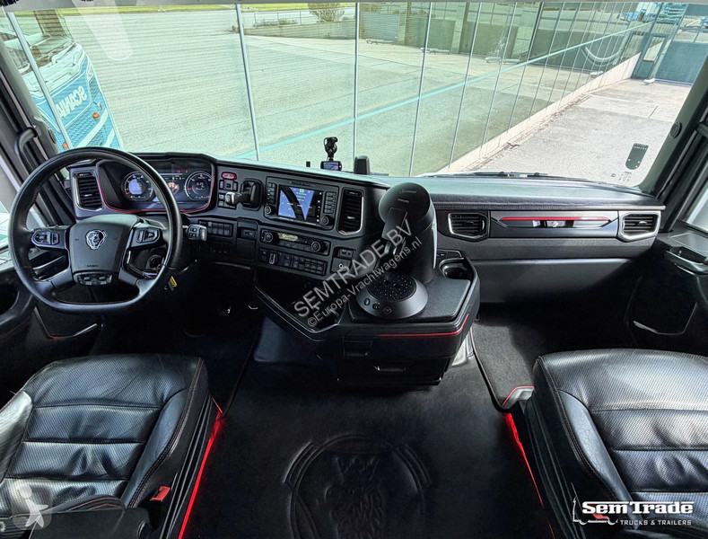 Trekker Scania S730 V8 NGS KING FU OPTIONS...