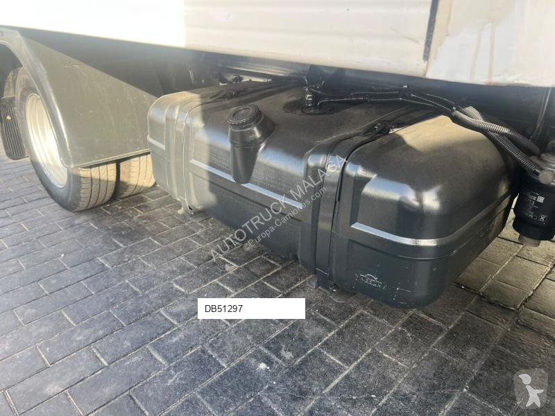 جرار Nissan CABSTAR 35.13 PARA HIELO