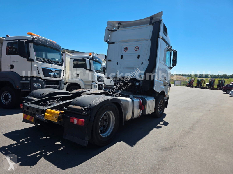 Tracteur Mercedes 1851 / Big Space / Standklima...