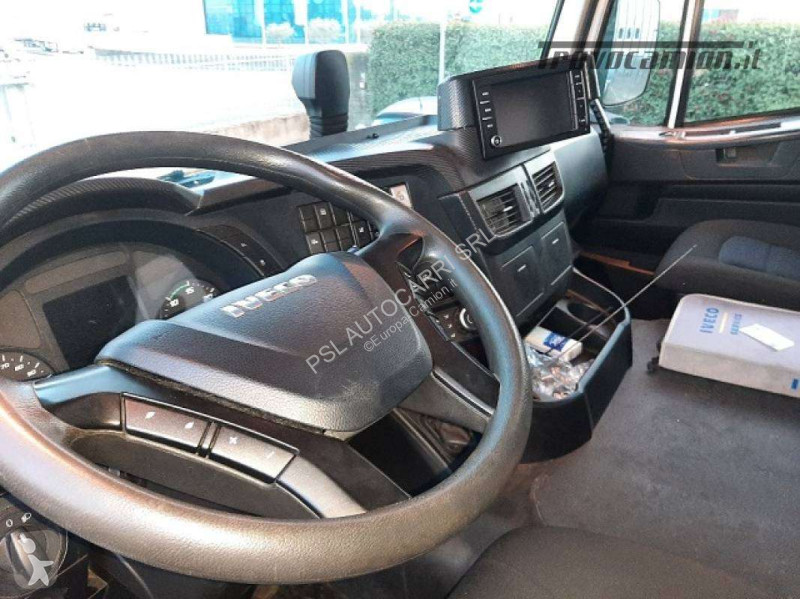 Iveco X-WAY AT 440X46 tractor unit