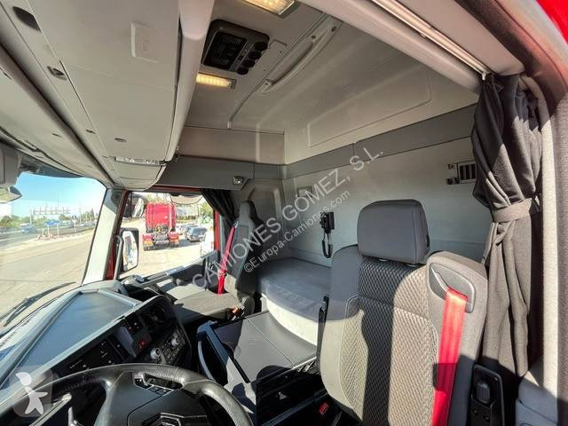 Cabeza tractora Renault